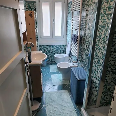 Gabbiano Felice Apartman *